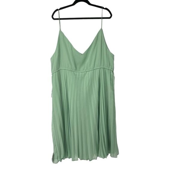 ASOS DESIGN Soft Green Pleated Cami Mini Dress w/ Drawstring Waist Sz 22 Women’s - Picture 1 of 11